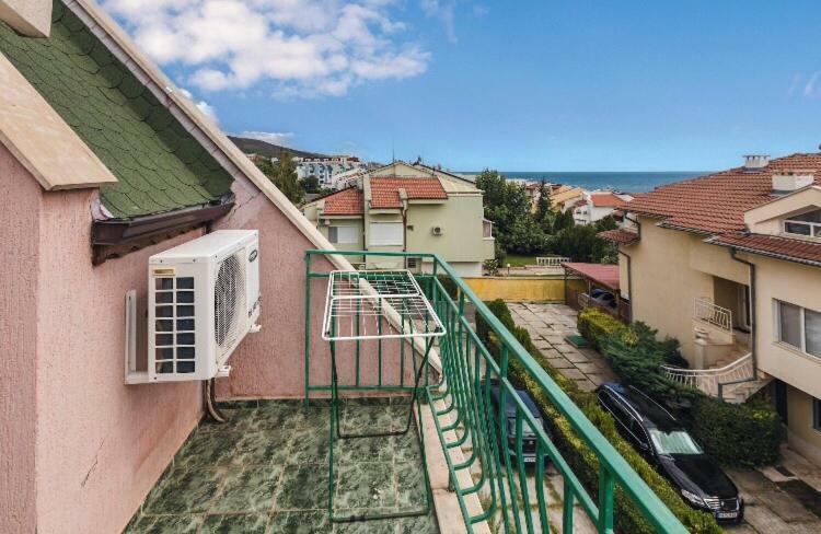 Duplex Apartments Sveti Vlas Luaran gambar